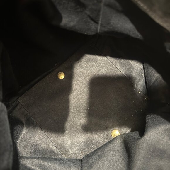 YSL Downtown Tote in patent black - Picture 10 of 16